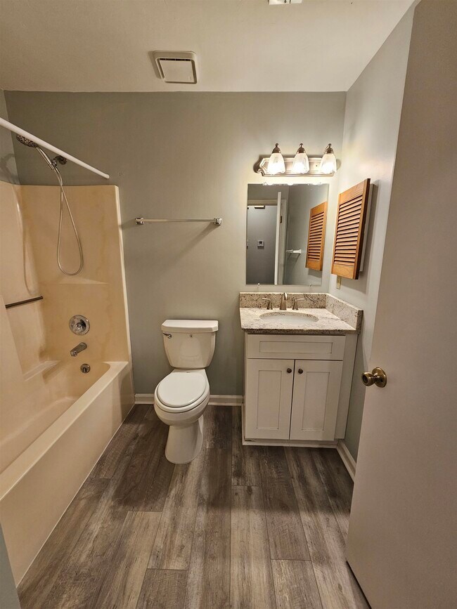 Building Photo - 8224 Hunters Ridge Trail