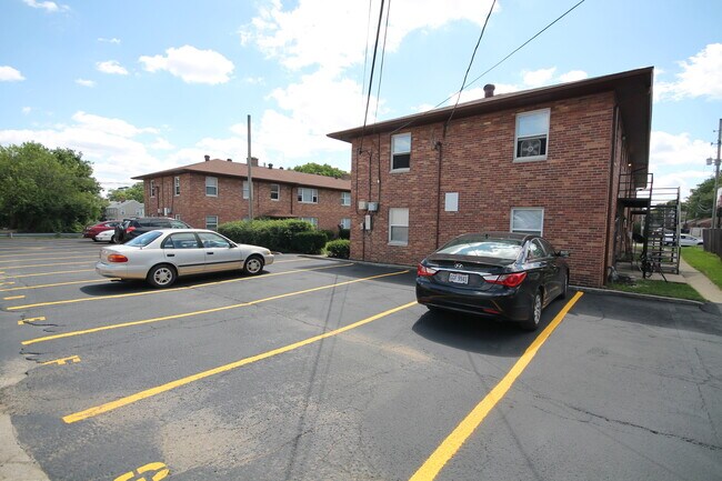 Building Photo - 1 Bedroom- Grandview Area