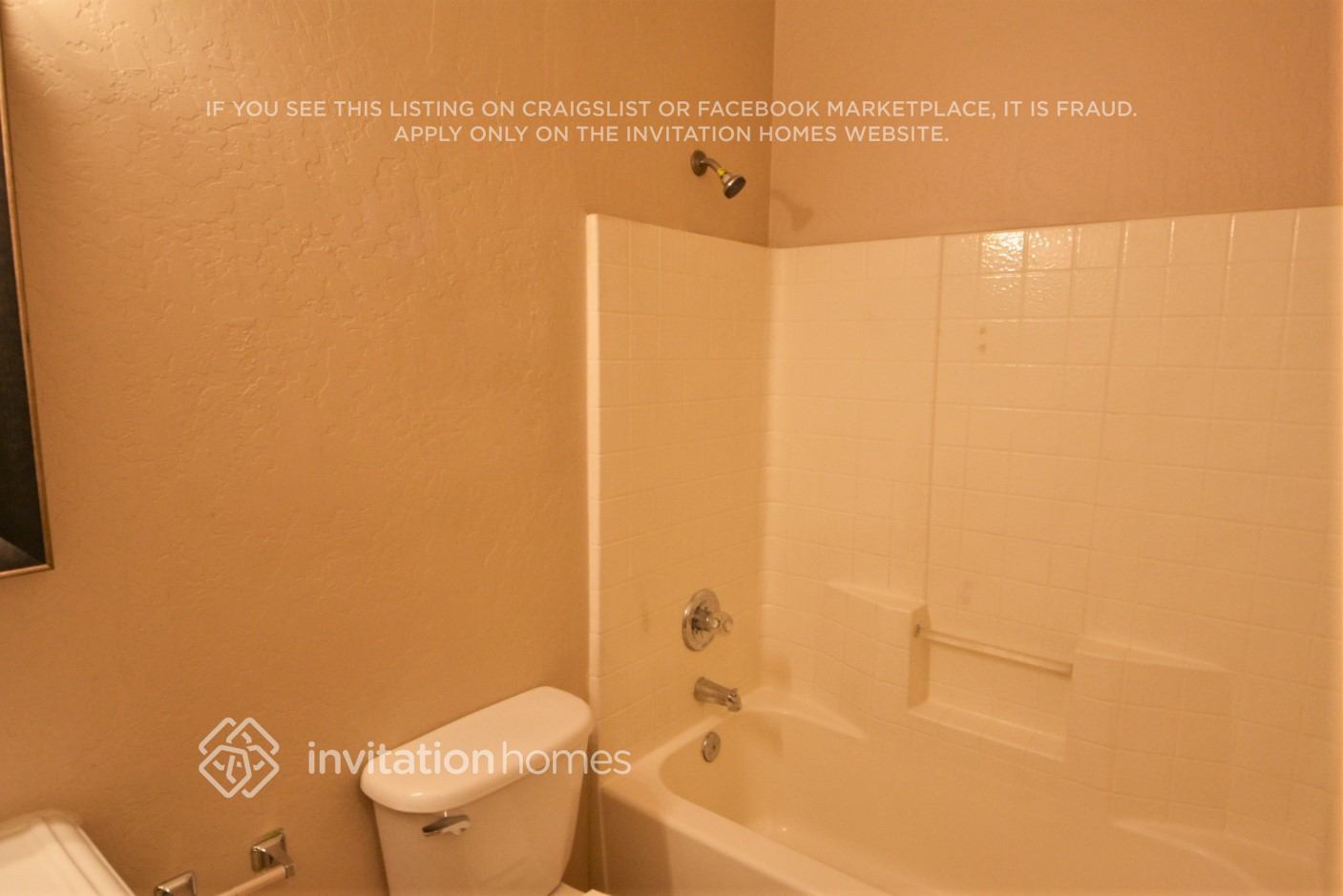 Building Photo - 6965 W Midway Ave