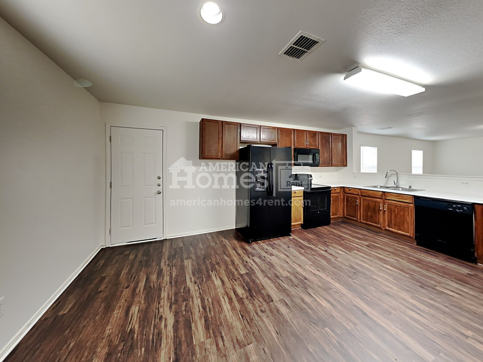 Building Photo - 1108 Beaverwood Ln