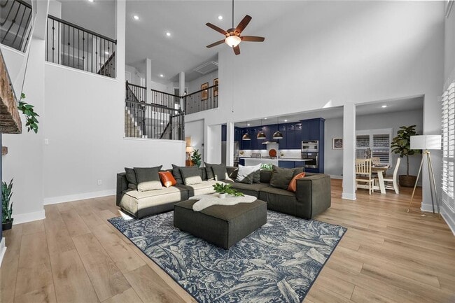 Building Photo - 17346 Camillia Trails