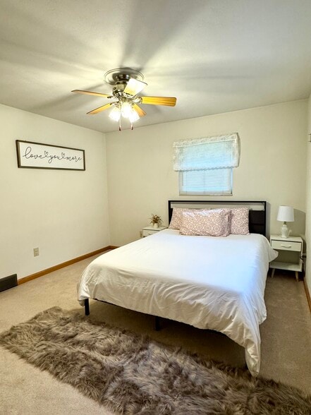 Bedroom 2 - 33 Millbrook Rd