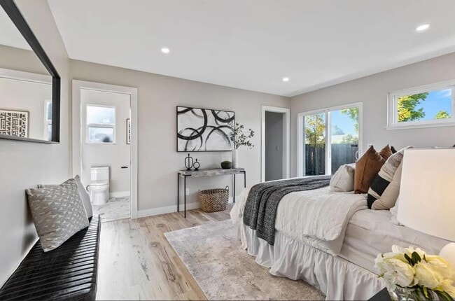 Building Photo - 1439 Bittern Dr