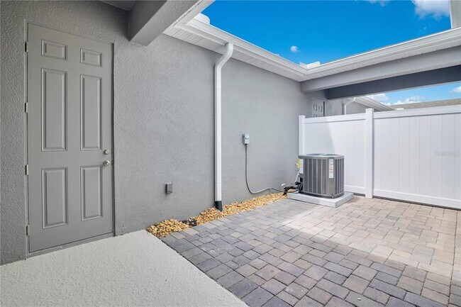 Building Photo - 13120 Serene Glade Rd