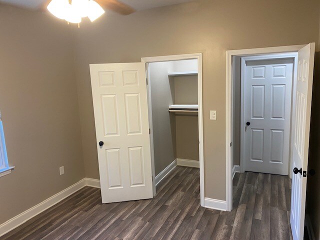 Building Photo - 8917 Pear St