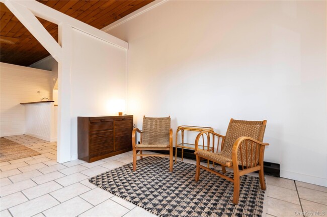 Building Photo - 257 Mill Rd