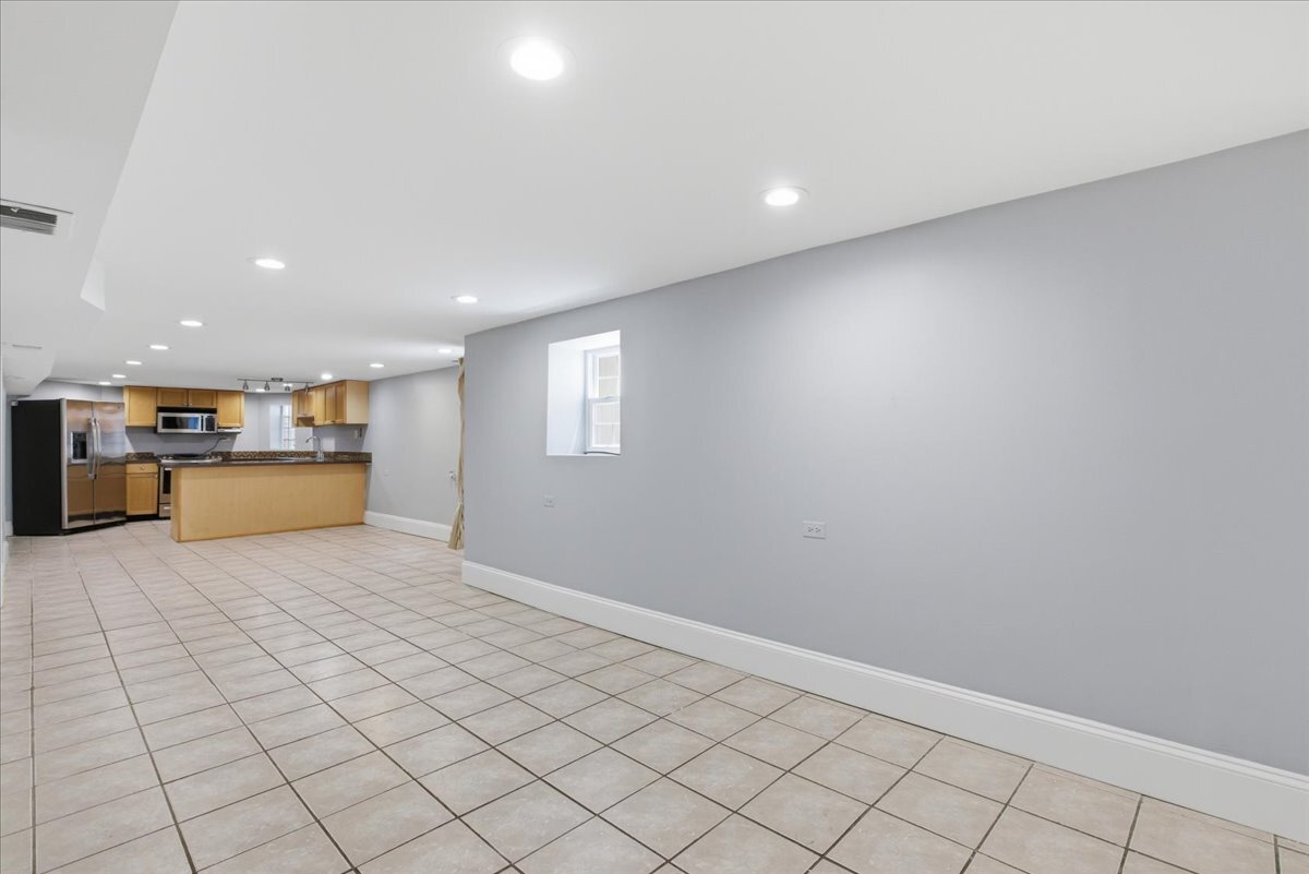 Building Photo - 2117 N Humboldt Blvd