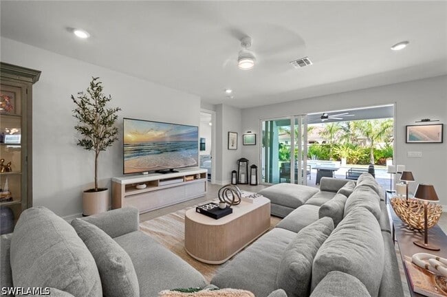 Building Photo - 10581 Woodchuck Ln