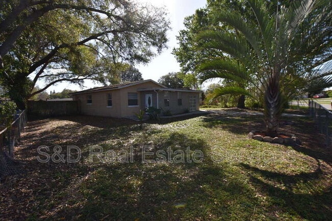 Building Photo - 105 Flamingo Dr