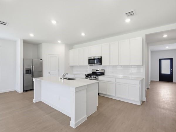 Building Photo - 7009 Camphor Ct