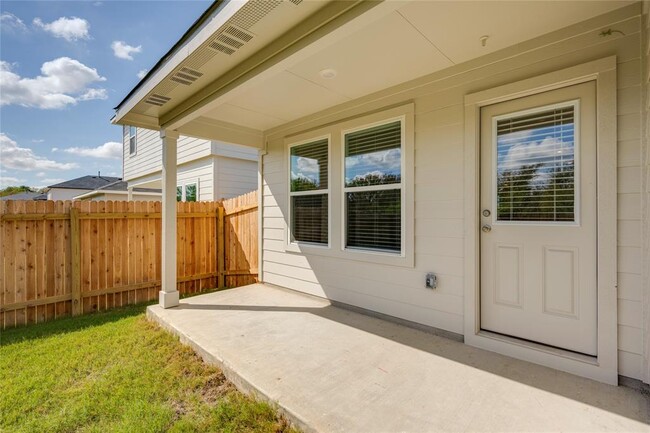 Building Photo - 113 Langston St