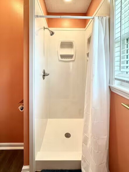 Building Photo - 2110 Melon St