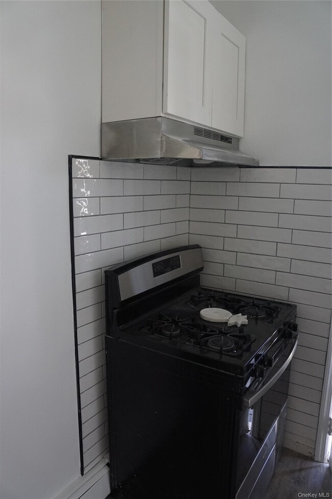 Building Photo - 70 Dobbs Ferry Rd