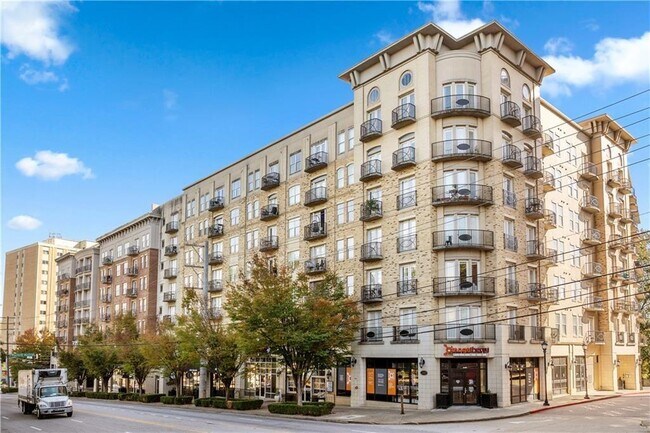Building Photo - 2277 Peachtree Rd NE