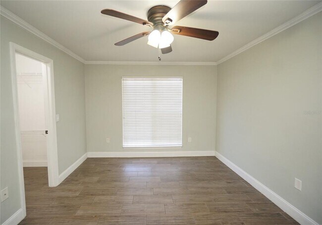 Building Photo - 10122 Winsford Oak Blvd