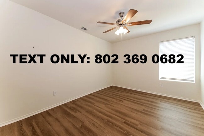 Building Photo - 4605 Dogwood Dr