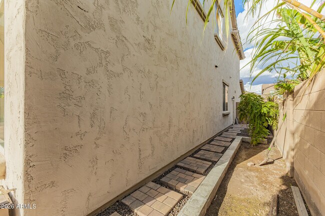 Building Photo - 5303 W Pinnacle Vista Dr