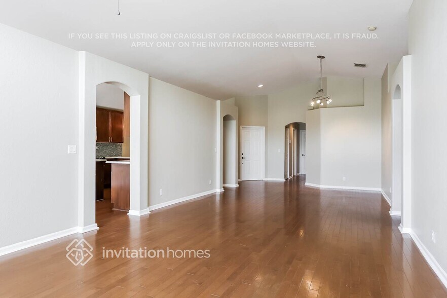 Building Photo - 4337 Onega Cir