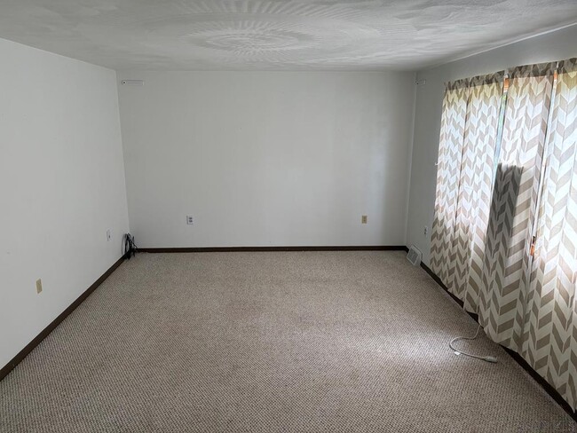 Building Photo - 1405 Ocala Ave
