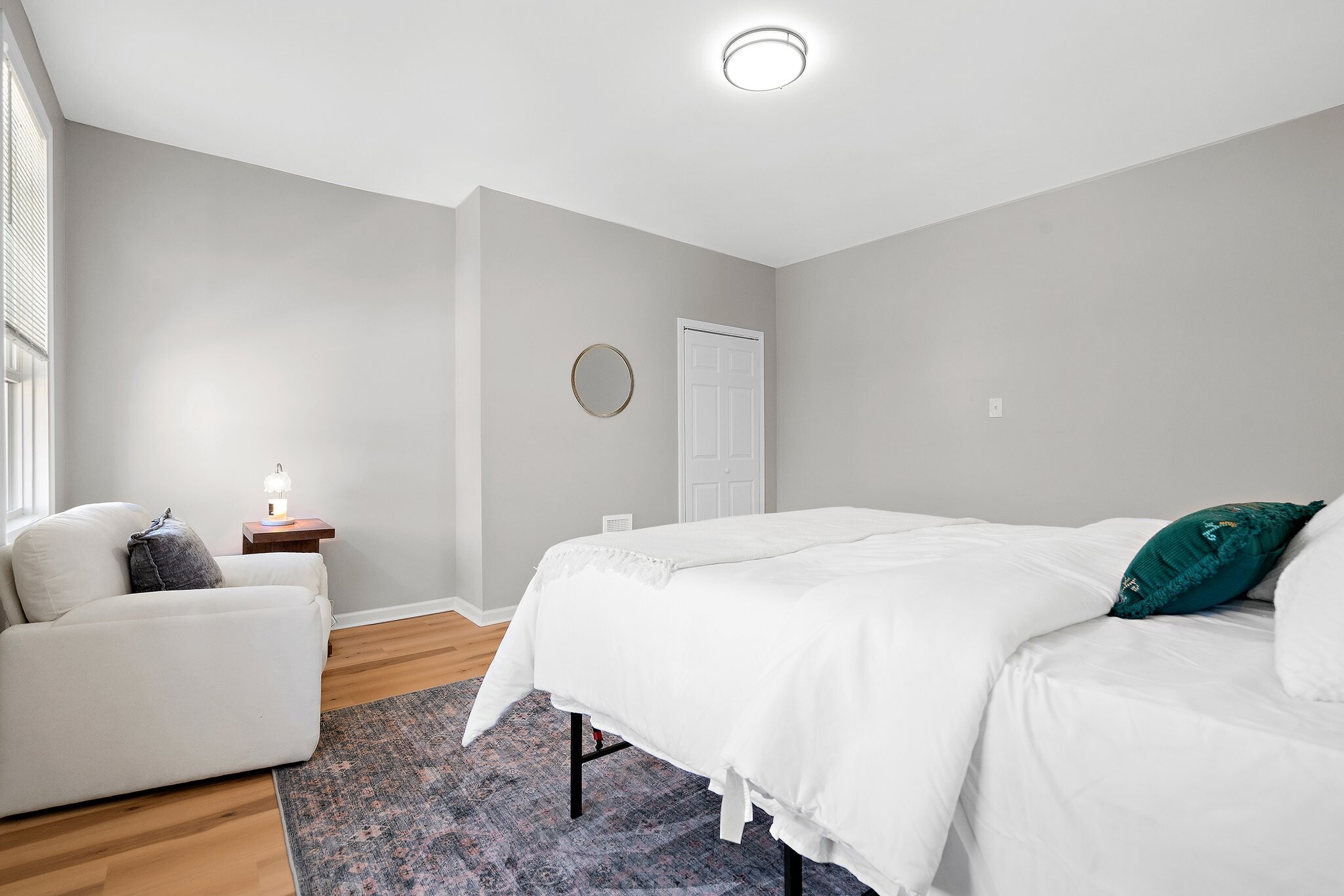 Building Photo - 1123 Brabec St