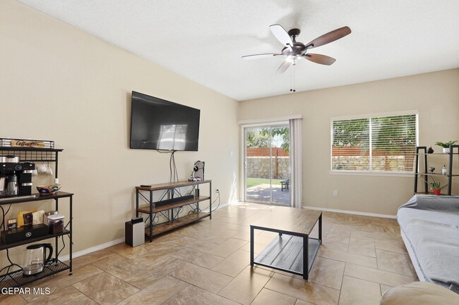 Building Photo - 14244 Smokey Point Dr