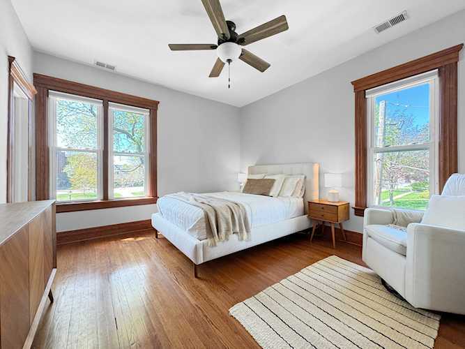 Building Photo - 140 Broadway