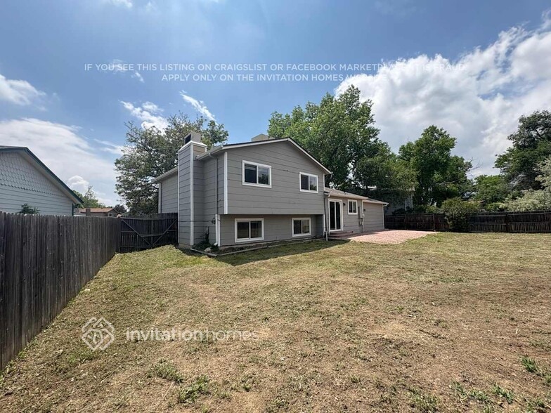 Building Photo - 10885 Grange Creek Dr