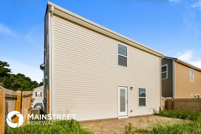 Building Photo - 1345 Haestad Ct