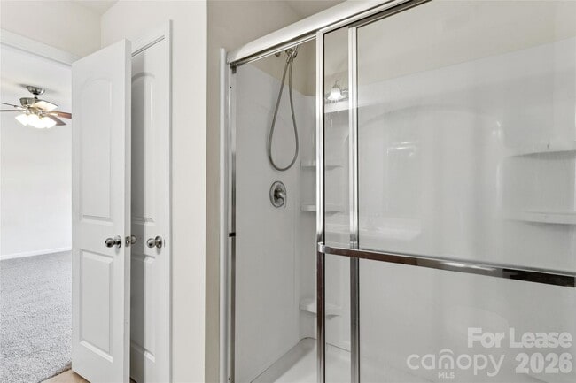 Building Photo - 10439 Benfield Rd