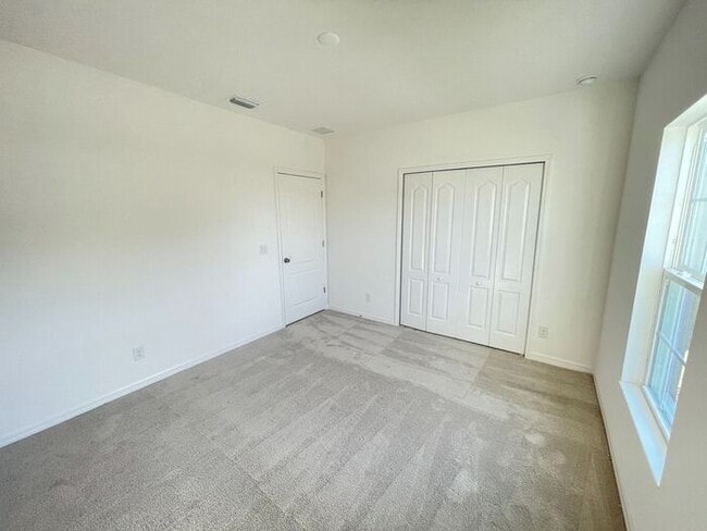 Building Photo - Williams Preserve-Brand New Townhouse-354 Annabelle Way Davenport