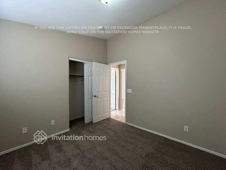 Building Photo - 8606 W Chickasaw St