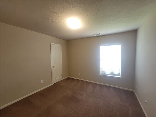 Building Photo - 3110 Clover Ranch Cir