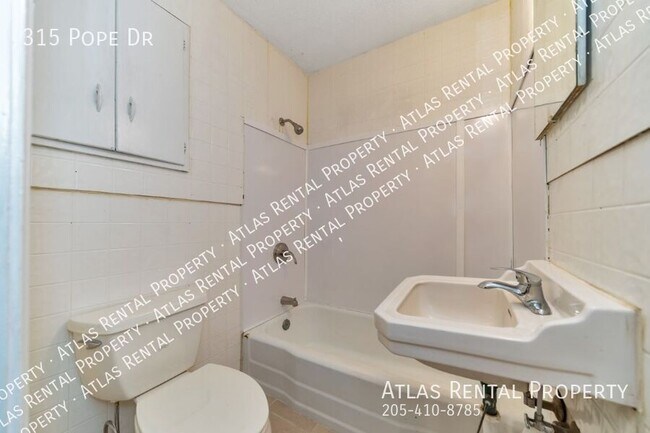 Building Photo - 315 Pope Dr