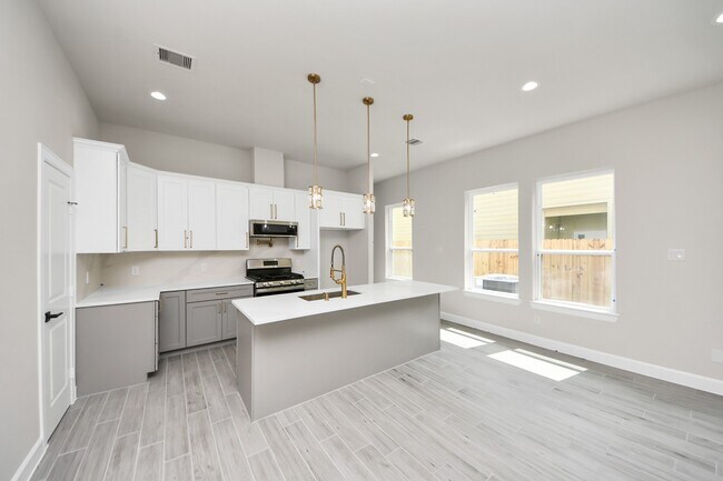 Building Photo - 3110 Dawson Ln