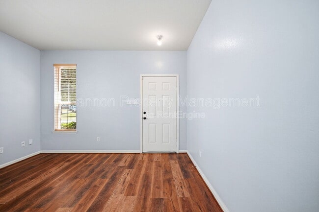 Building Photo - 8010 Singing Sonnet Ln