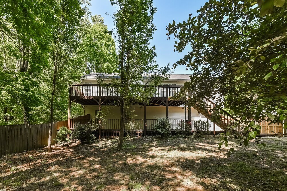 Building Photo - 2641 Fort Apachee Ct