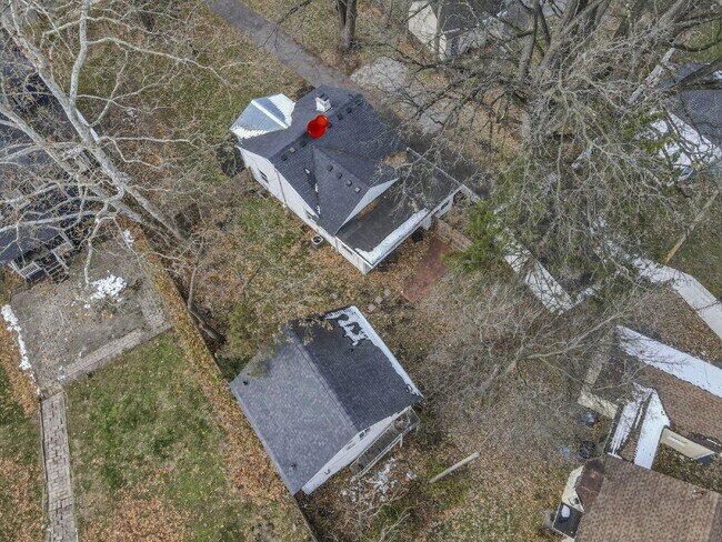 Building Photo - Elegant College Avenue Residence in a Prime Columbus Location