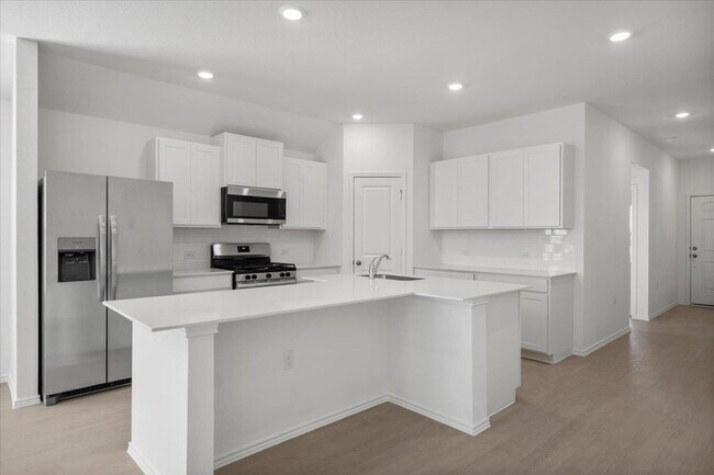 Building Photo - 17701 Sage Thrasher Dr