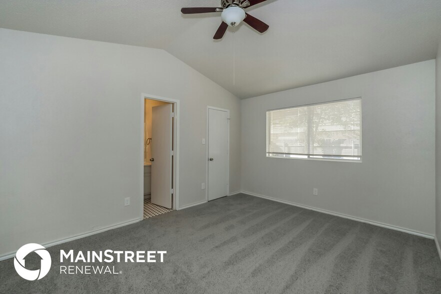 Building Photo - 3805 Big Leaf Ln