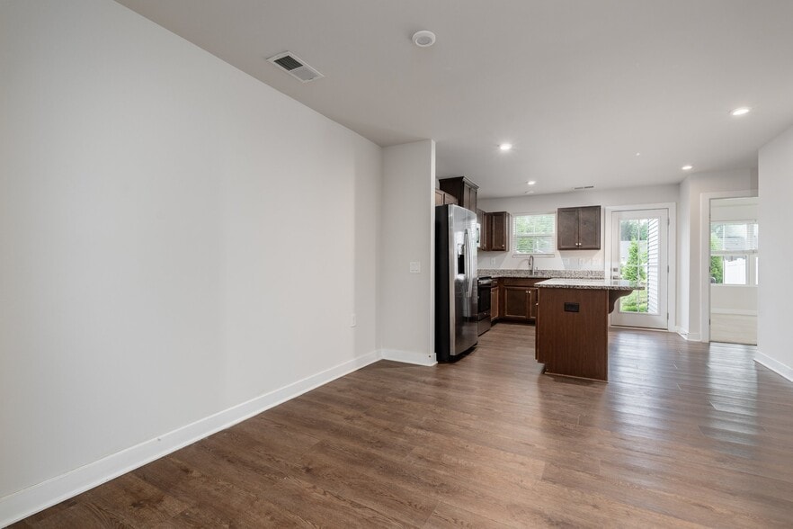 Building Photo - 5739 Addison Gate Dr