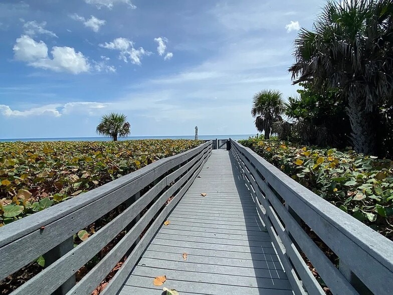 Walkway to the beach - 420 Celestial Way