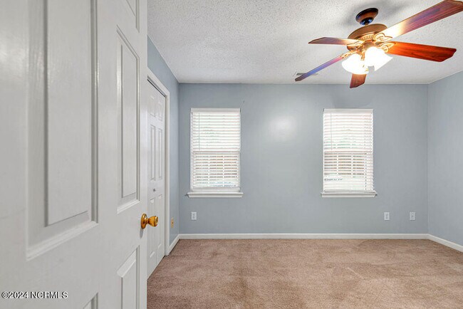 Building Photo - 909 Timberlake Trail