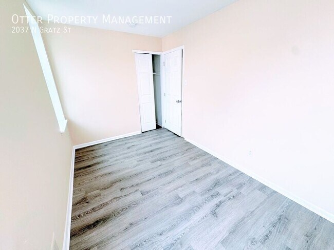 Building Photo - 2037 N Gratz St