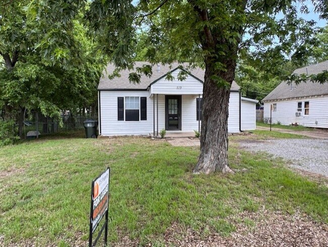 Primary Photo - Cutest 2-bedroom cottage with a loft! Huge shady backyard for all things outdoor! All Brand new a...