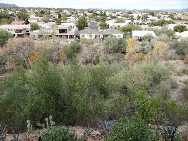 Building Photo - 16644 E Westby Dr