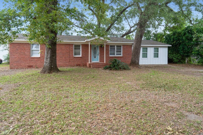 Building Photo - 118 Czar Ln