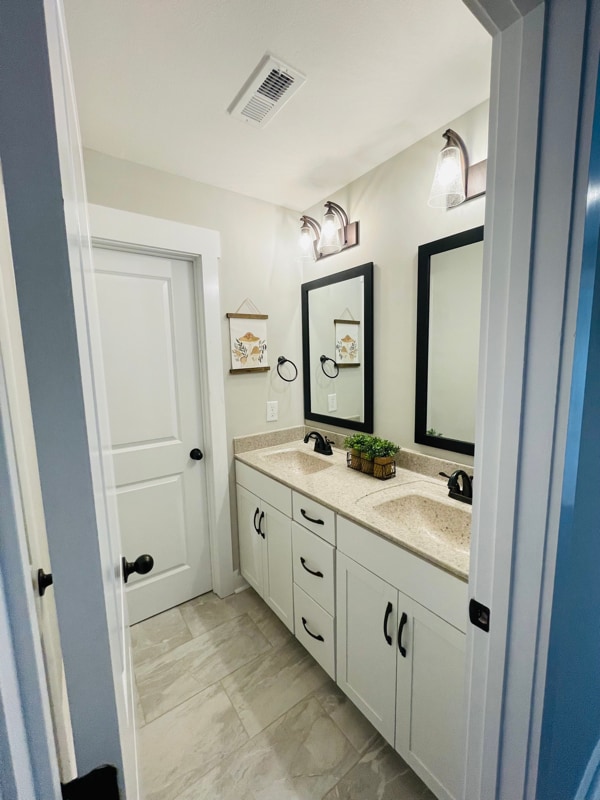 Building Photo - 266 John Duke Tyler Blvd