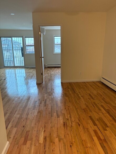 Building Photo - 4115A 75th St