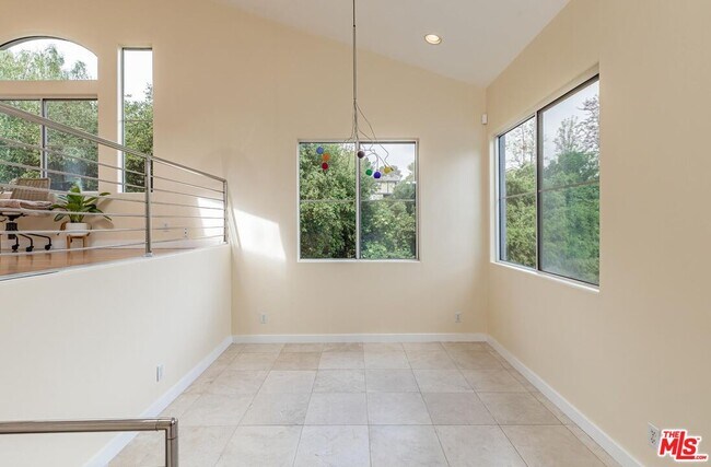 Building Photo - 23639 Clover Trail