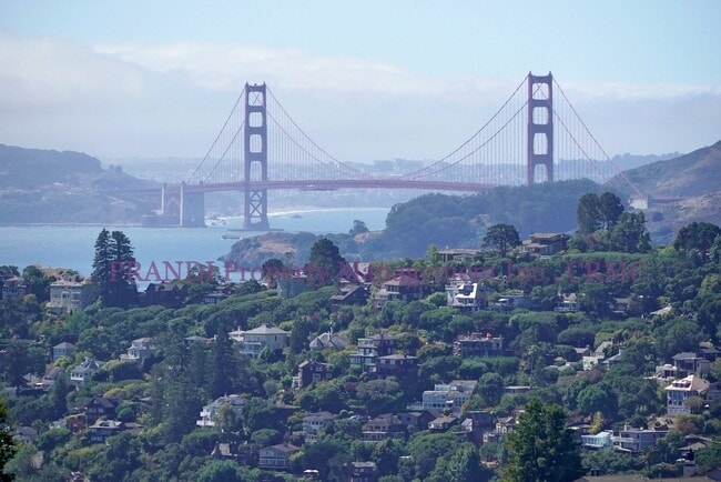 Building Photo - 3 Bartel Ct